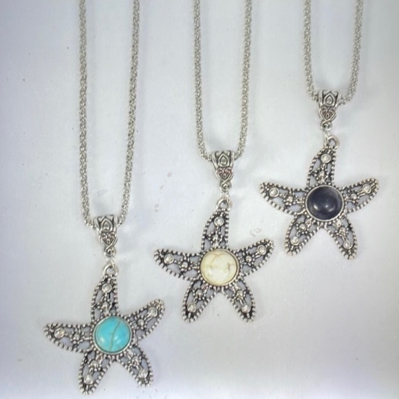 Jewelry - Sold out 🎈🤗 Star fish semiprecious necklace 🎁🛍